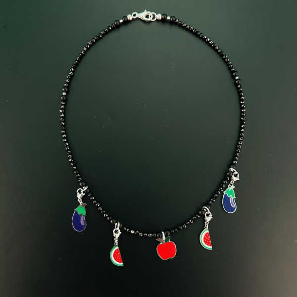 Collier mit Charms