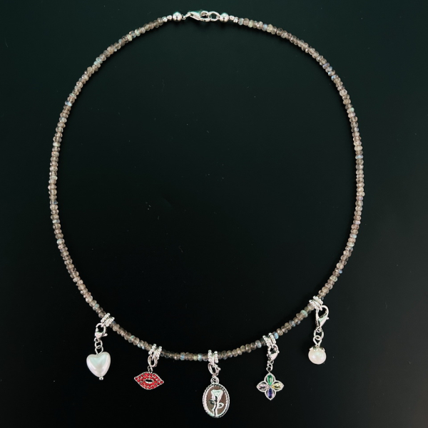 Collier mit Charm(s)