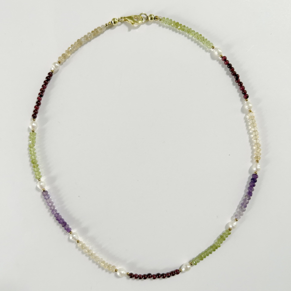 Collier Fein, Bunt
