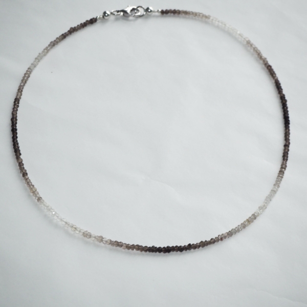 Collier Frei, Rauchquarz Verlauf