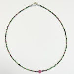 Collier Fein, Rubinzoisit, Rubin